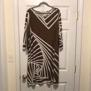 Brown and White 3/4 sleeve Geometric Pattern Dress